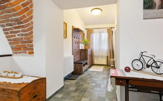 Quaint Mansion in Bednja With Sauna