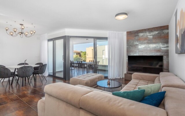 Awesome Apartment in Zidarici With Wifi and 2 Bedrooms
