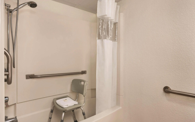Country Inn & Suites by Radisson, Pigeon Forge South, TN