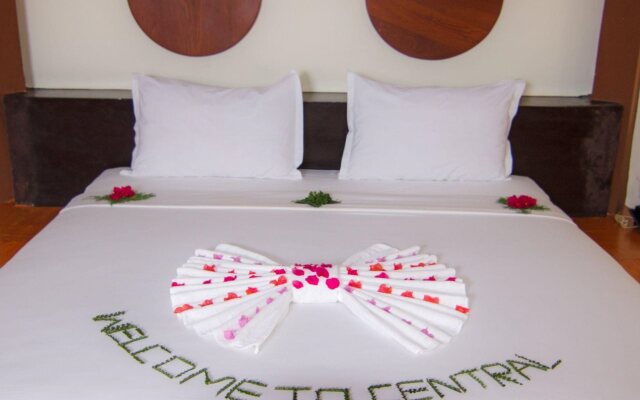 Central Hotel Ngwe Saung