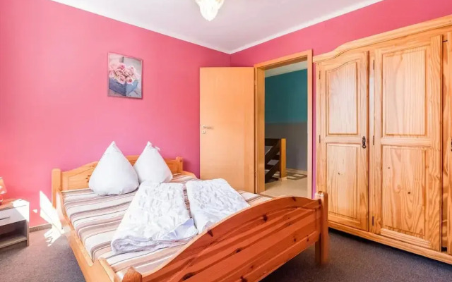 Pretty Holiday Home in Willingen near Forest