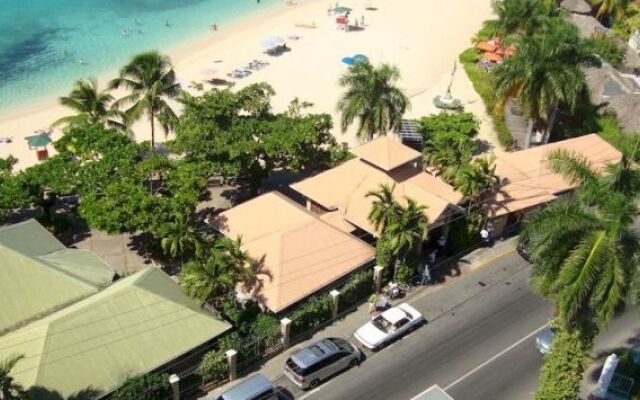 Ocean Suite Beach Front at Mobay Club