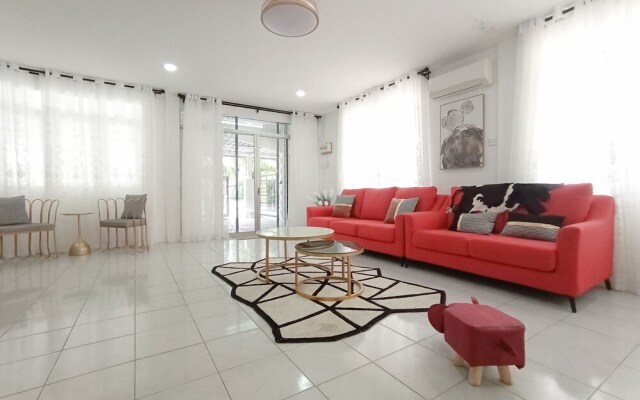 Oyo 90189 Sibu Wedding Homestay2U