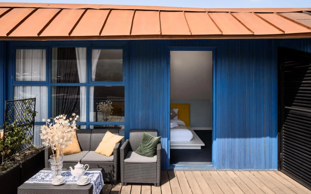 Hotel Blue Balcony