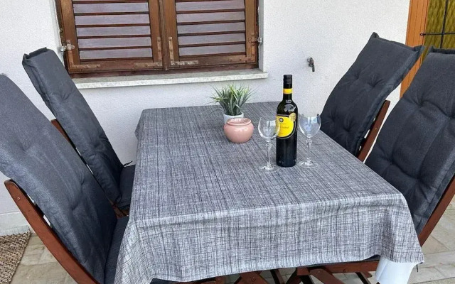 Apartment 650