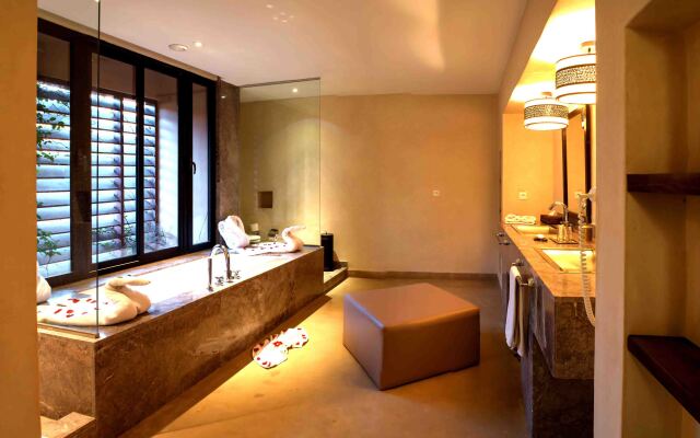 Al Maaden VillaHotel & Spa