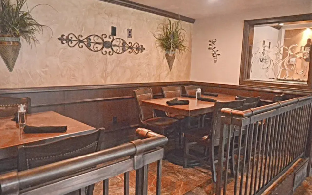 Economy Guest Village and Apartments