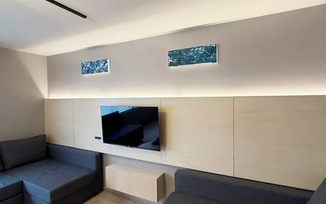 Reno bld 301