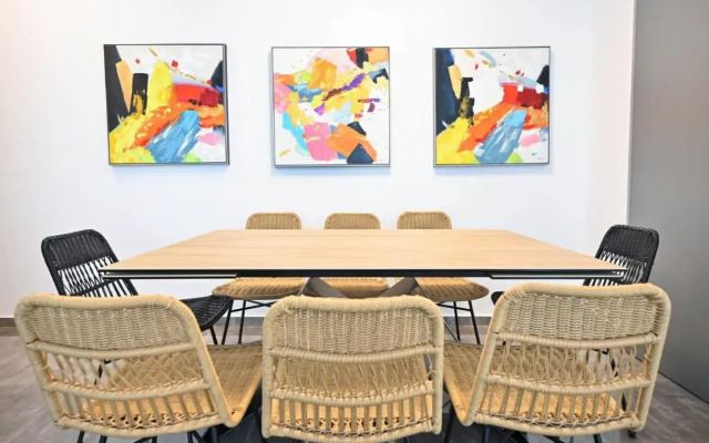 Beautiful 2BR near the beach by HolyGuest