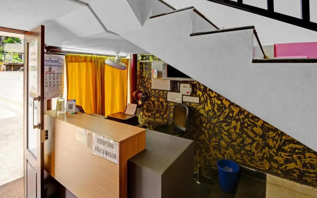 Oyo 87216 Environ La Casa
