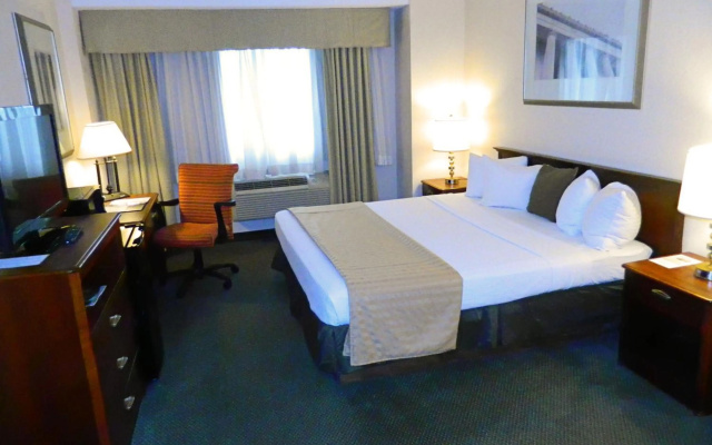 Capital Plaza Hotel