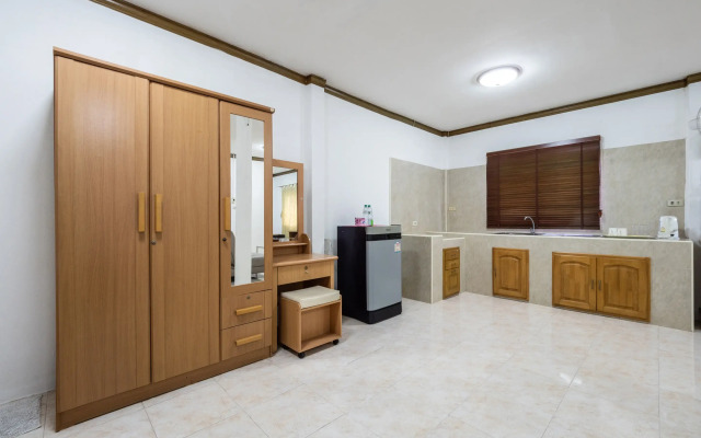 Uma Apartment By OYO Rooms