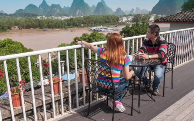 Yangshuo Imperial City Hotel