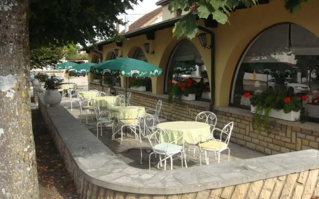 Hotel Restaurant Du Commerce