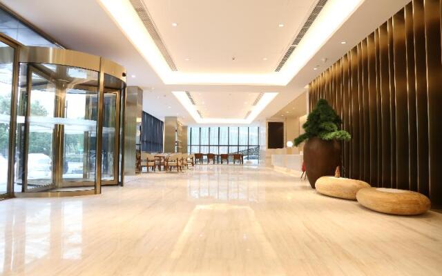 Ji Hotel (Nanjing Hexi Expo Center)