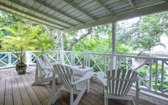 Charming 2-Bed Cottage By Beach by BSL Rentals