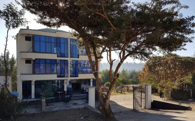Tsehay Zeleke Hotel