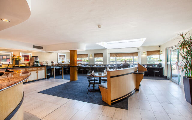 Road Lodge N1 City