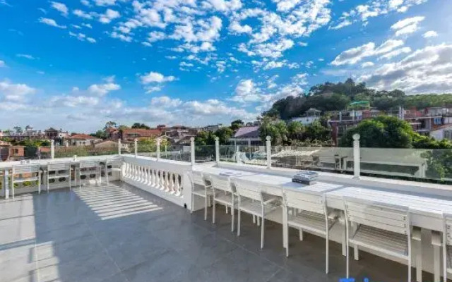 Yuejing Yazhu Homestay (Xiamen Gulangyu Riguangyan Shop)