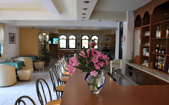 Sun Hotel