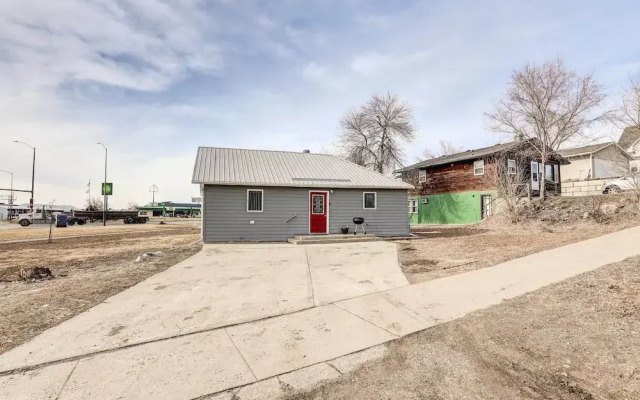 Pierre Vacation Rental w/ Grill & Fenced Yard