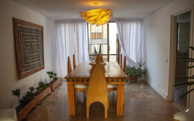 Large Apartment Poblado By Nomad Guru