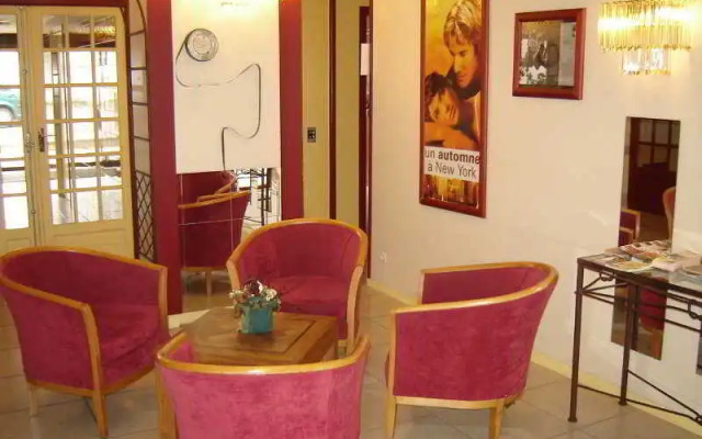 Hôtel De Brunville Et Restaurant Le 7ème Art