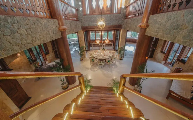 Massive Villa Brawa in Canggu