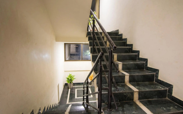 Hotel Yogiraj Palace