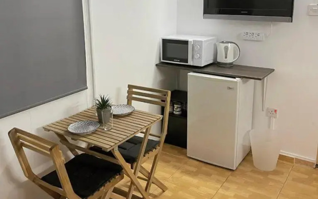 Comfortable, modern studio apartment
