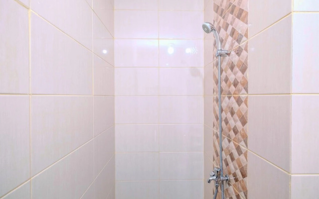 Affordable Price Studio At Dave Apartment