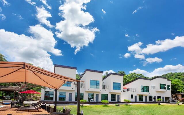 Gapyeong Haren Pool Villa