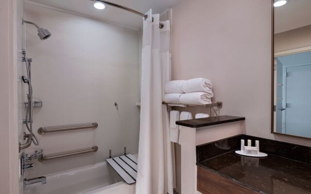 Fairfield Inn & Suites by Marriott Waller