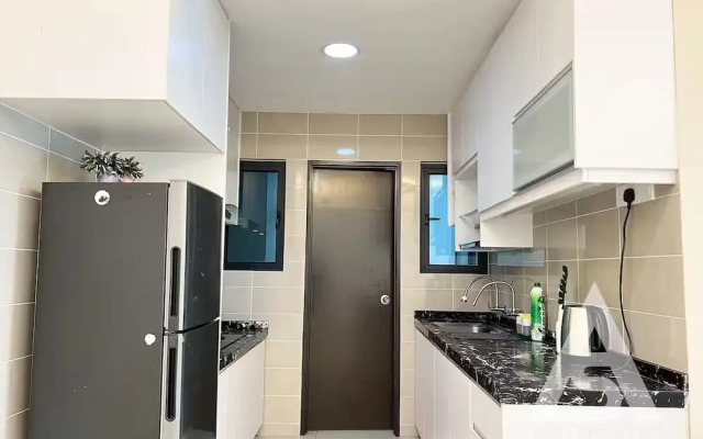 Rooftop Pool Jalan Landmark Apartments