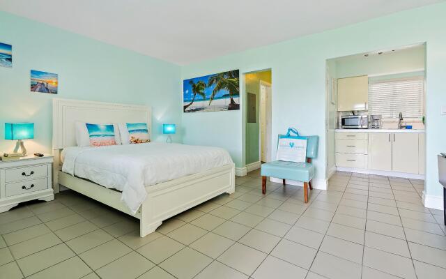 Hollywood Beachside Boutique Suites