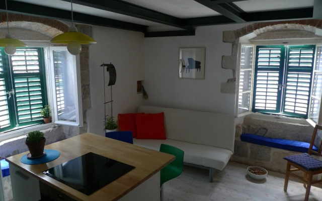 Apartment Avalon