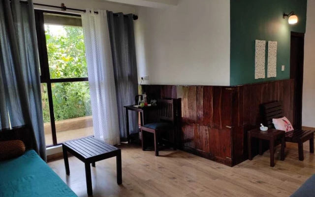 Saccharum Safari Lodge