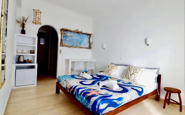 Thomas Art Hotel