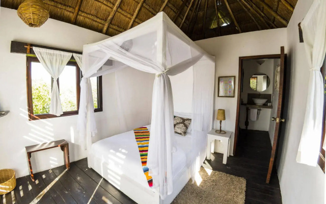 mangleX eco hotel Tulum