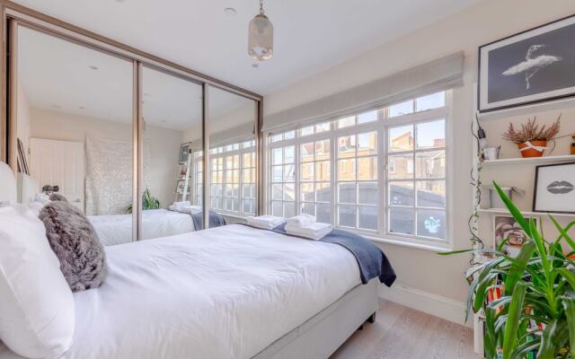 Airy & Modern 1BD Flat in Maida Vale