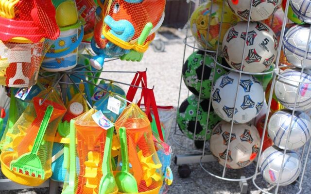 Modern Bungalow With two Bathrooms, Near the Beach