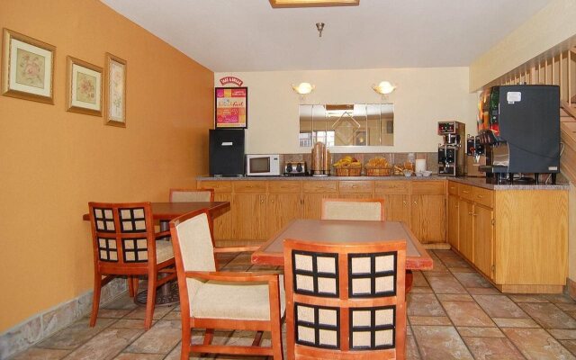 A Victory Inn Tolleson
