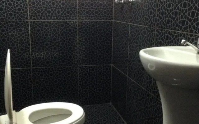 Chacha International - Hostel