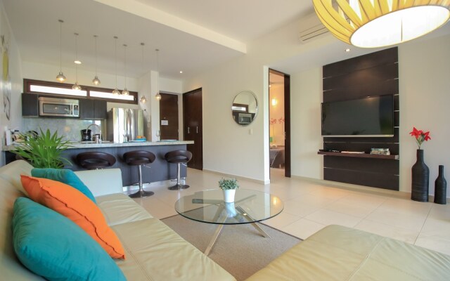 Condo with Wellness Center by Olahola