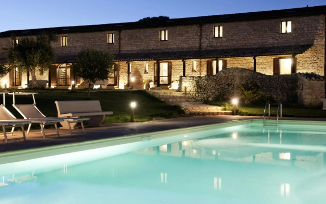 Spacious apartment in Modica with shared pool