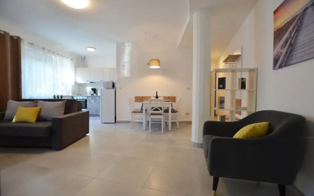 Irene in Rovinj With 1 Bedrooms and 1 Bathrooms