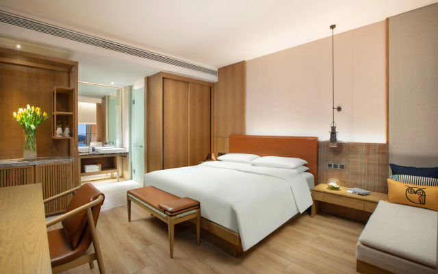 voco Thousand Island Lake by IHG