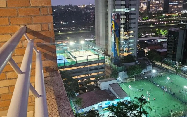 Duplex NYC Berrini - 1305