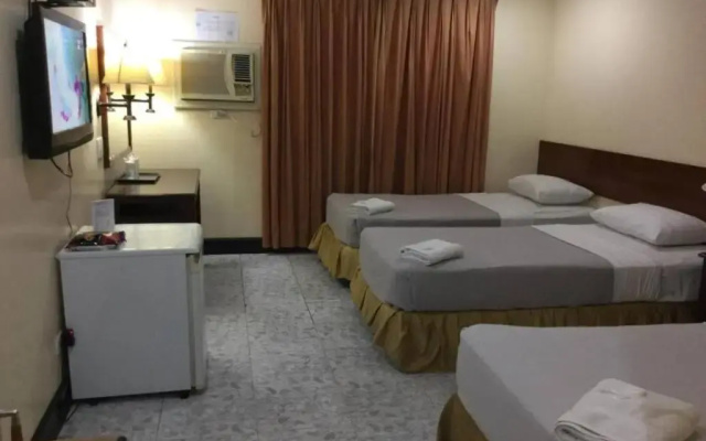 Dotties Place Hotel and Restaurant