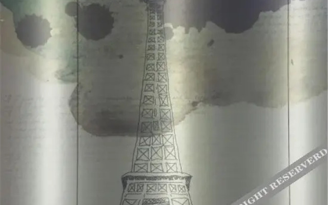 The Night of Paris Holiday Hotel